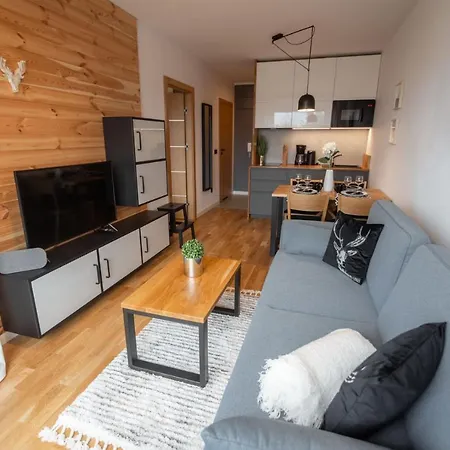 Invest Widok 800 C7 Apartman *